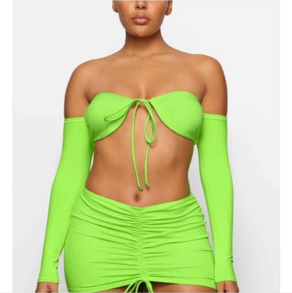 💚 SKIMS Mini Skirt | SWIM NWT Recycled Ruched Mini Skirt